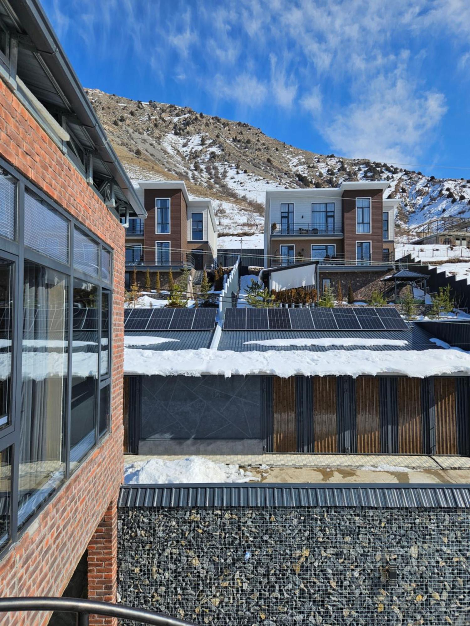 Panorama Lux Guest House Chimgan Exterior photo